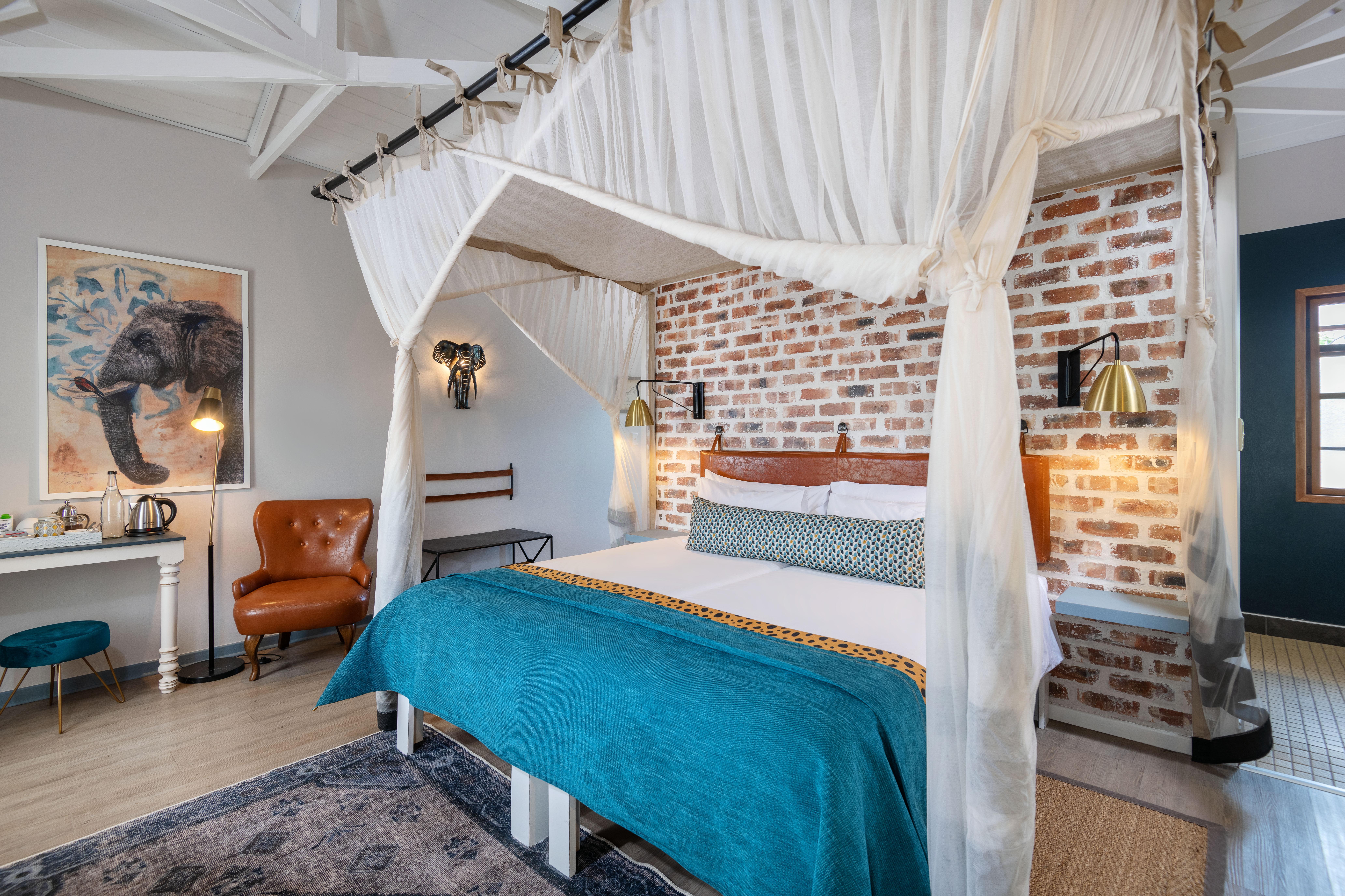 Gondwana Etosha Safari Lodge Okaukuejo Exteriör bild