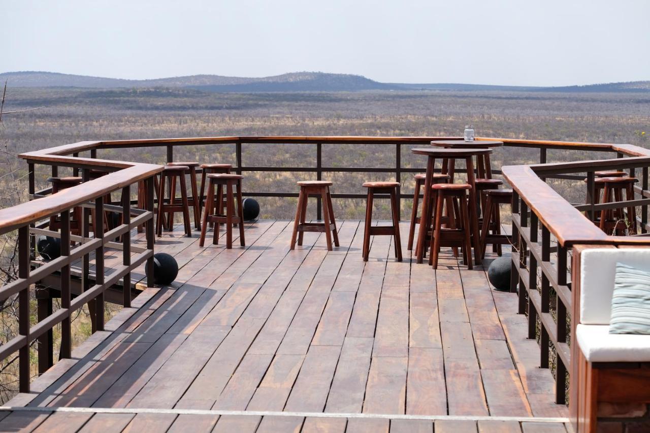 Gondwana Etosha Safari Lodge Okaukuejo Exteriör bild