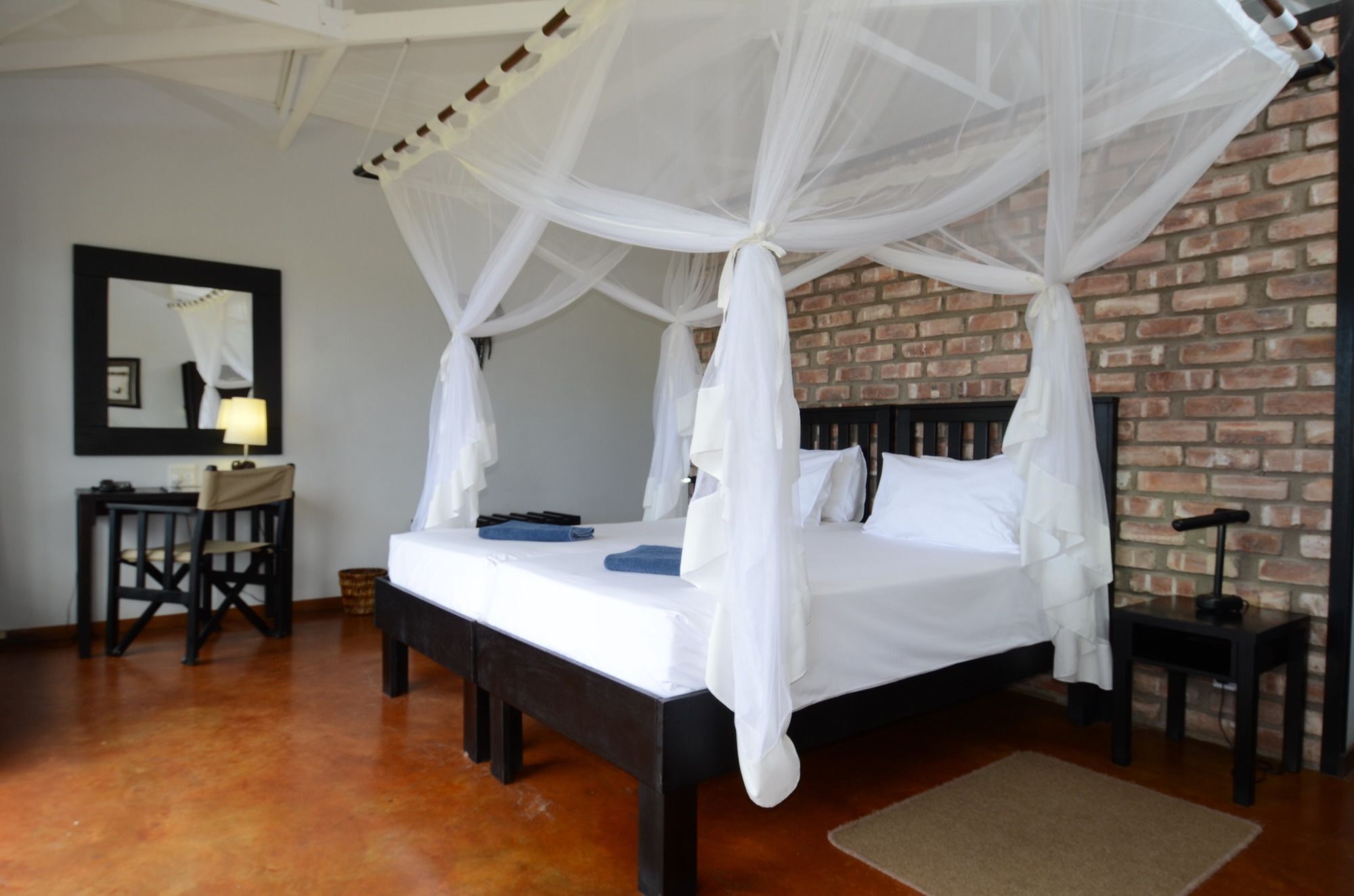 Gondwana Etosha Safari Lodge Okaukuejo Exteriör bild