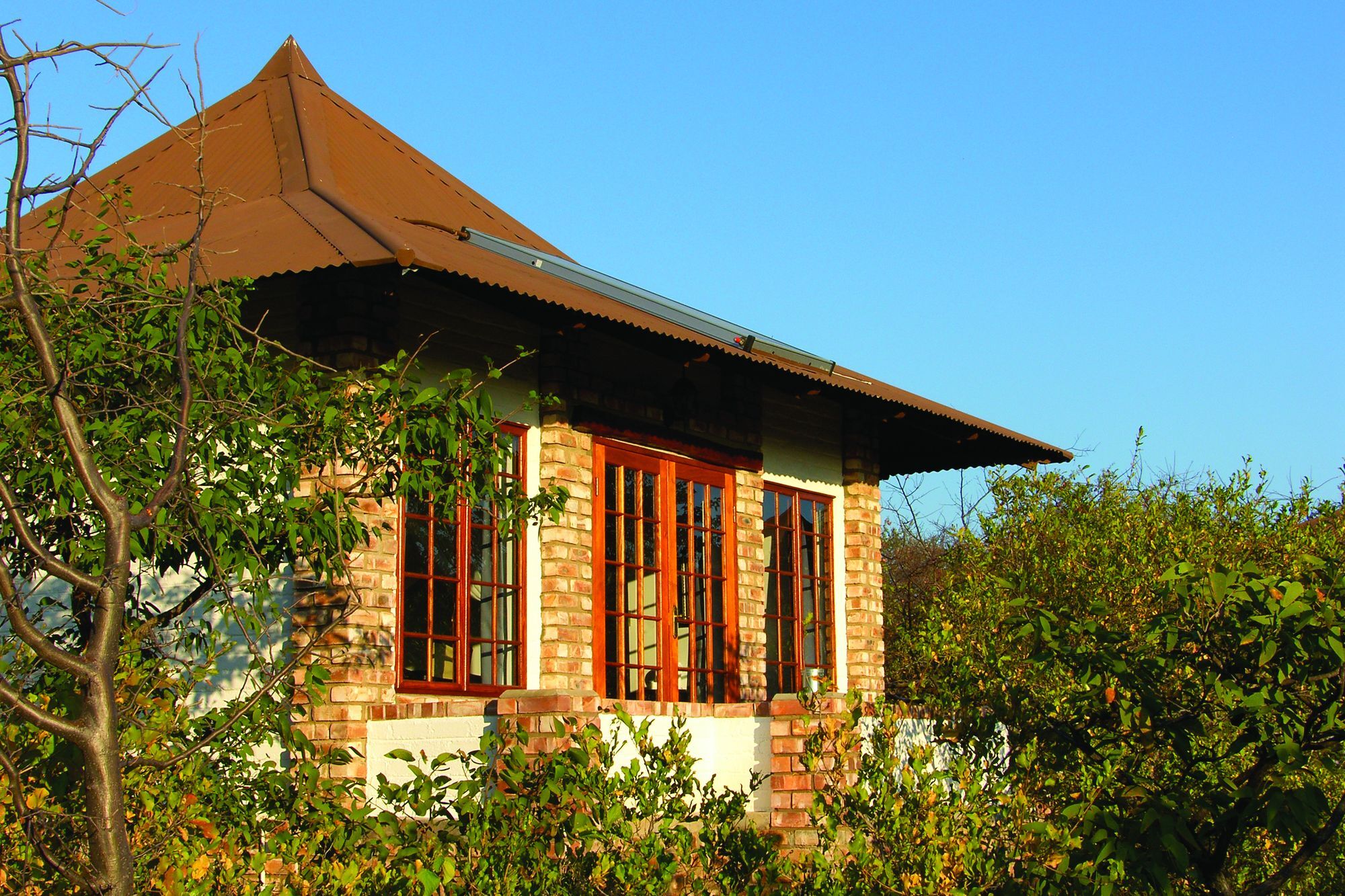Gondwana Etosha Safari Lodge Okaukuejo Exteriör bild