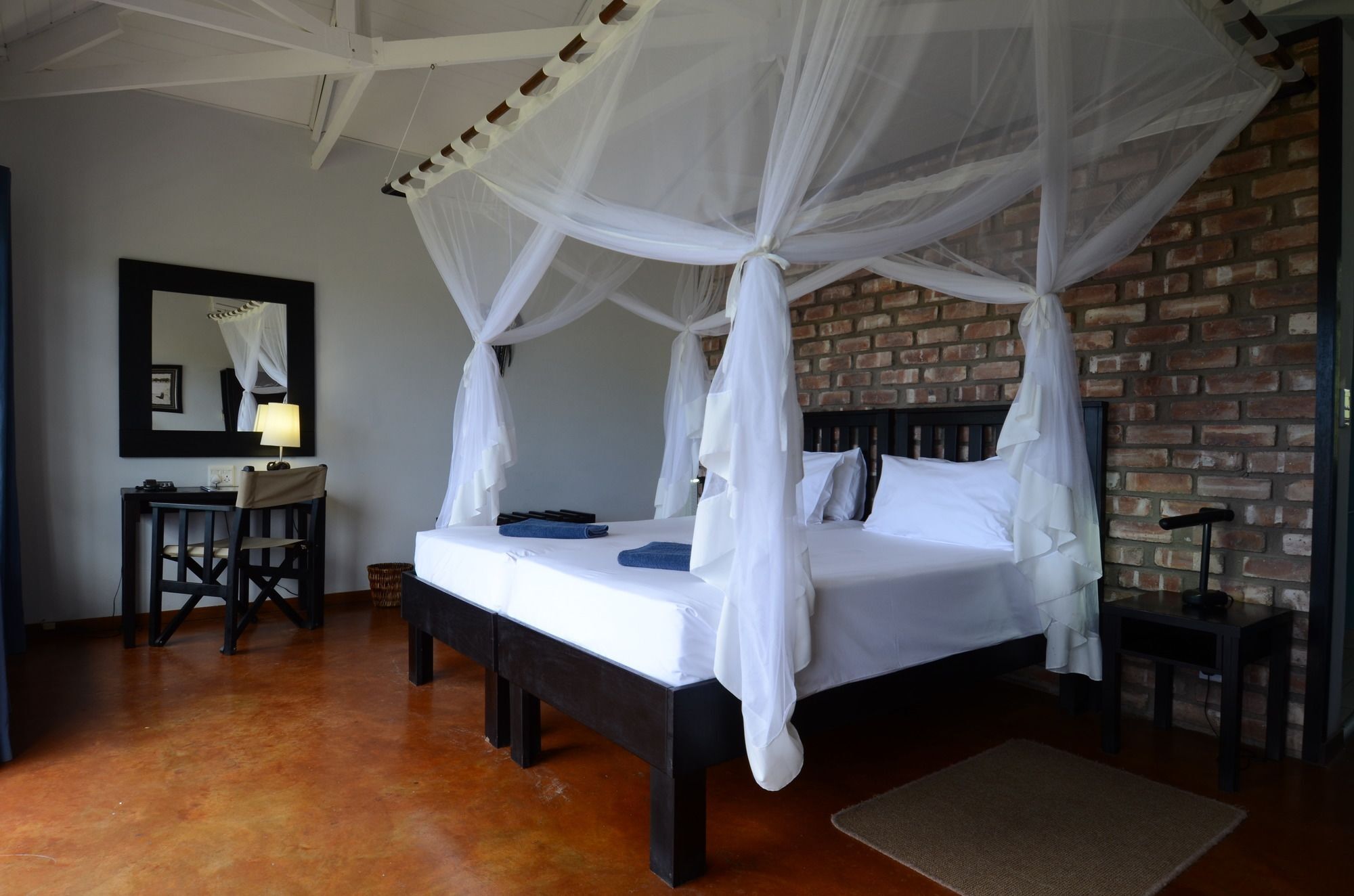Gondwana Etosha Safari Lodge Okaukuejo Exteriör bild